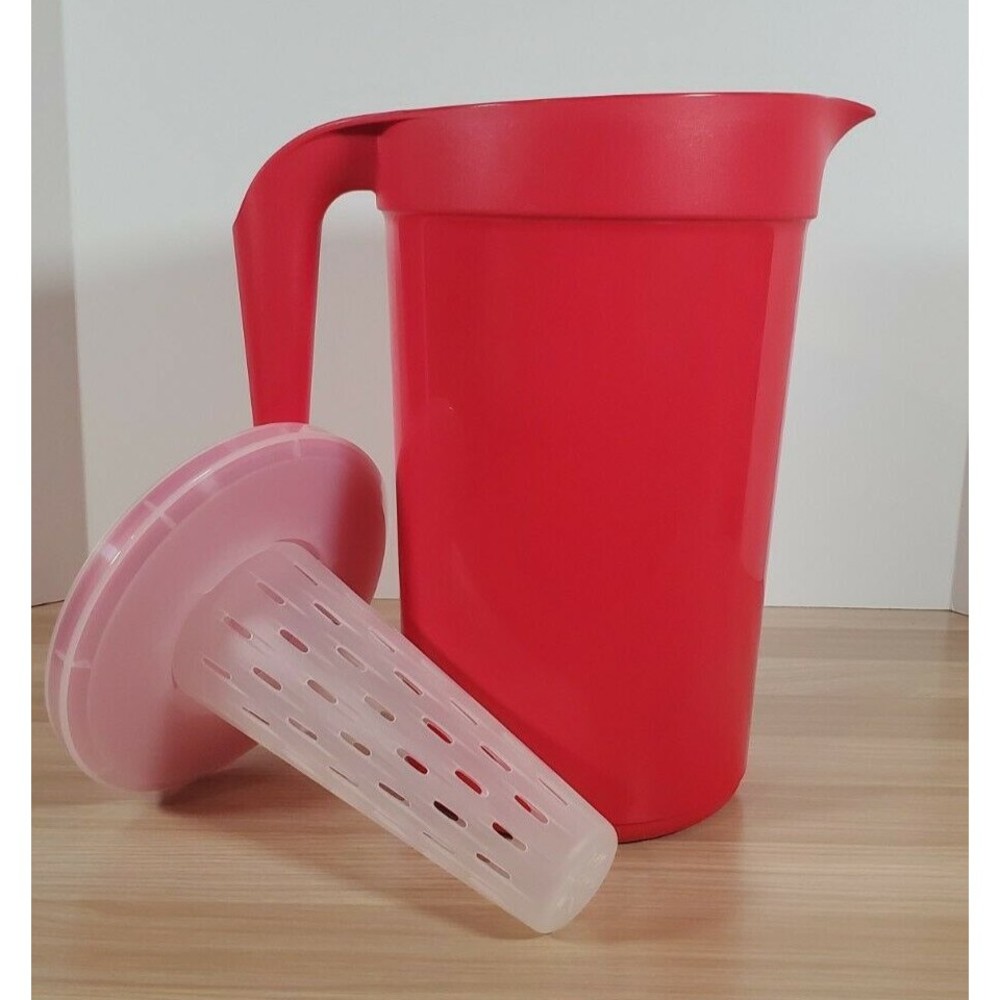 Tupperware Classic Pitcher Red with‎ Infuser Insert One Gallon / 3.8 L